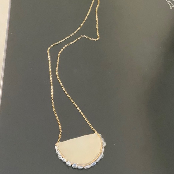 Little Fish Boateak necklace - Picture 3 of 3